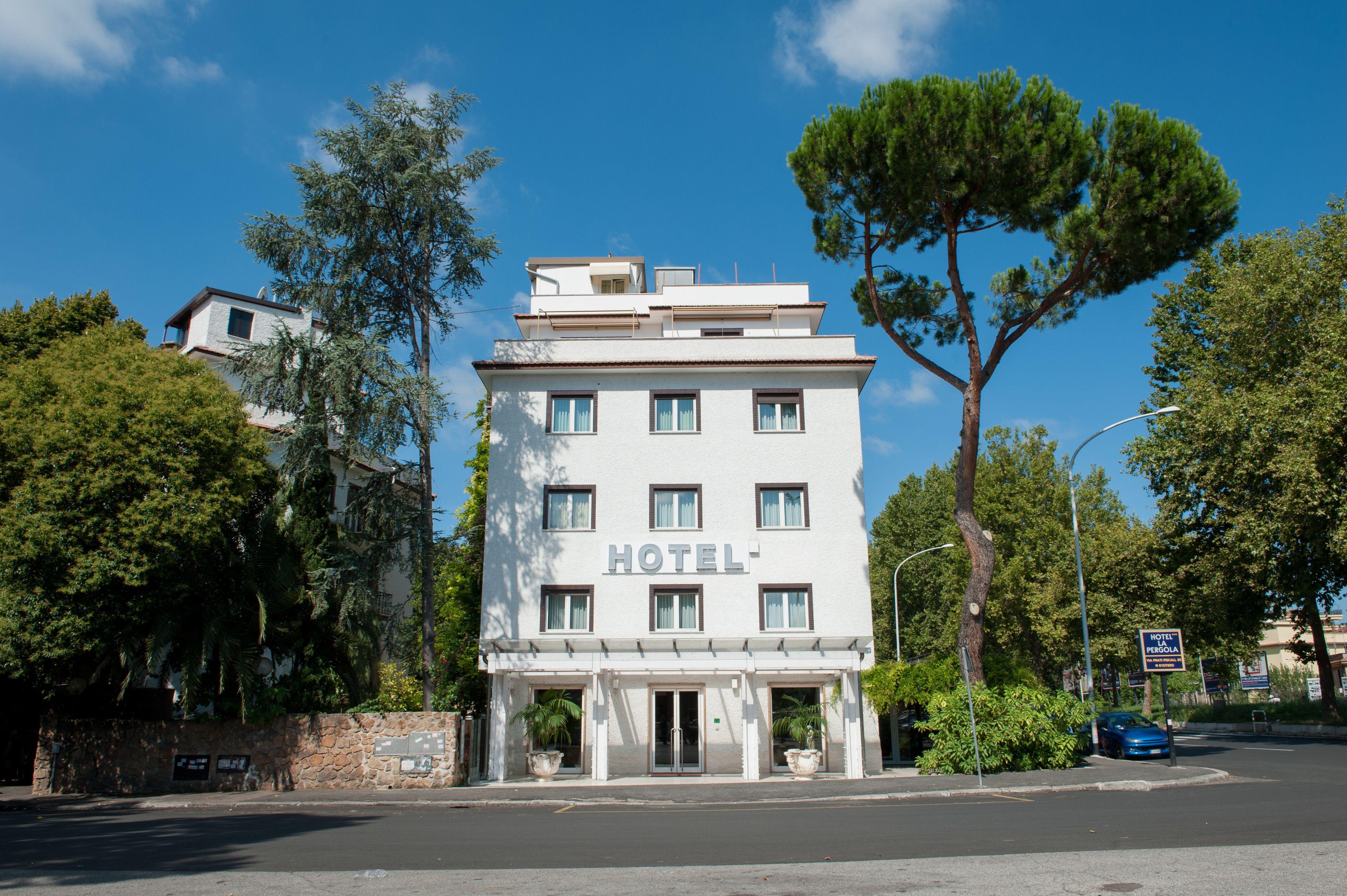 Hotel La Pergola — Fotky 3